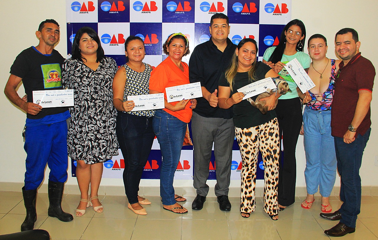 Na OAB-AP, ONGs de proteção dos animais recebem valores arrecadados pelo Instituto Leon